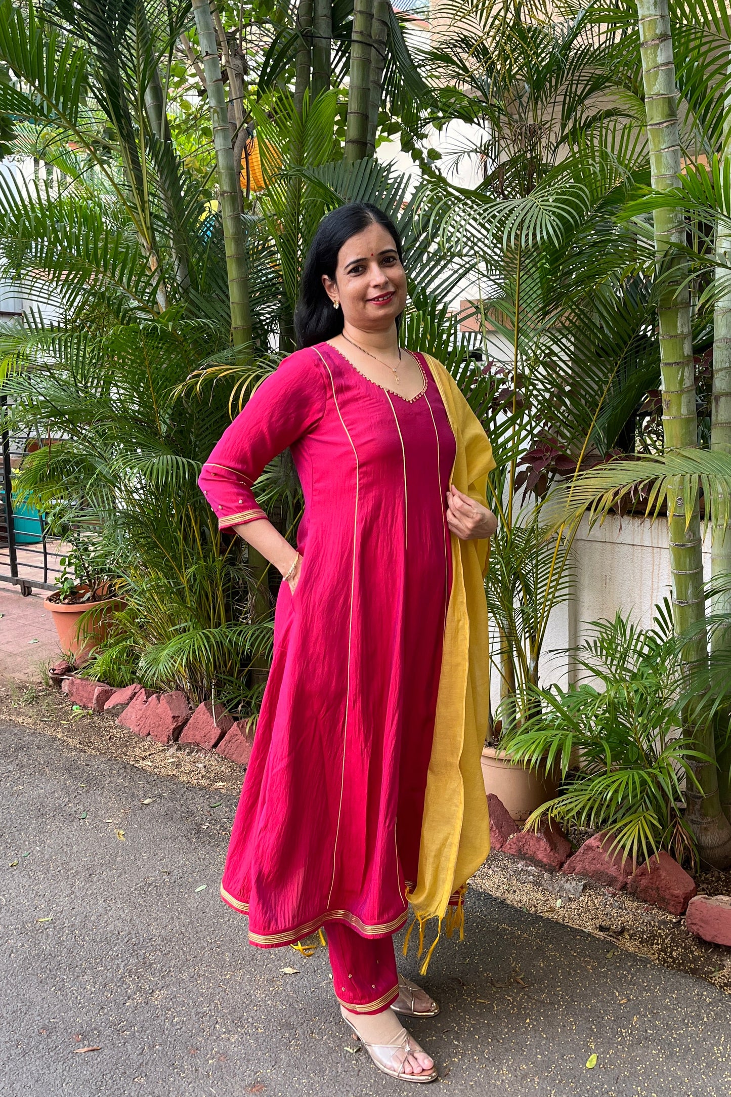 Tanuja Handwork Silk Kali Kurta